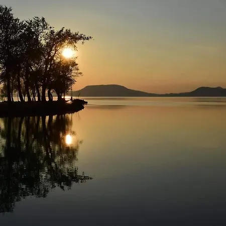 Sunrise Aparthotel 4*